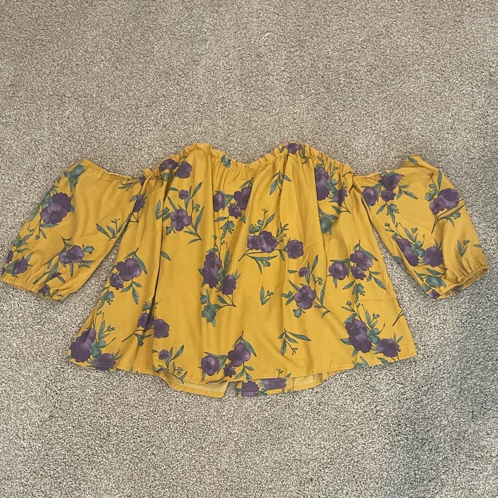 Blue Rain Floral Cold Shoulder 3/4 Sleeve Top